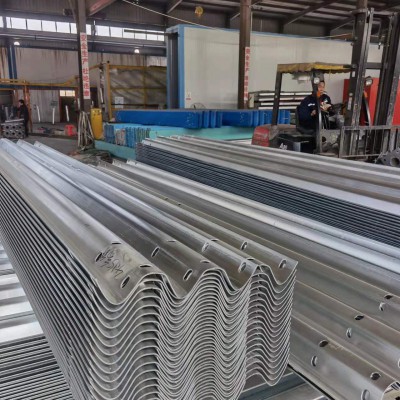 生產公路波形護欄板