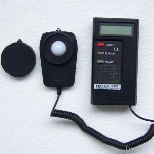 Tes 1330A 1332A 1334A數(shù)字照度計