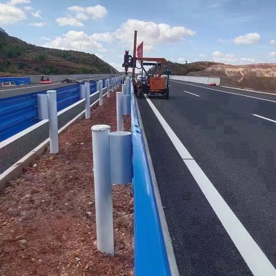 噴塑護(hù)欄板