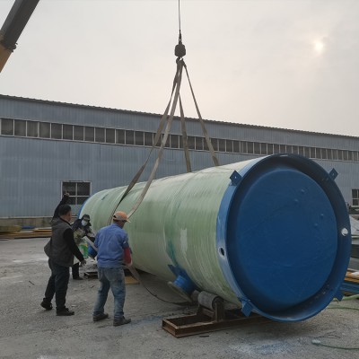 玻璃鋼一體化泵站 裝車發貨