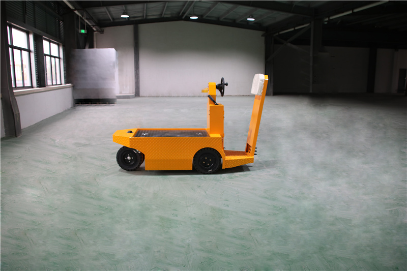 2小型搬運(yùn)車(chē)