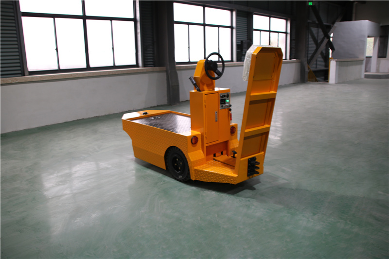 4小牽引車(chē)價(jià)格