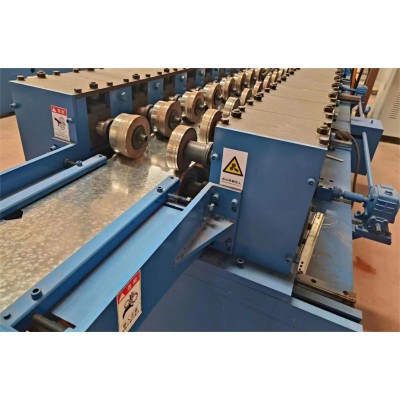 全自動不銹鋼基業箱殼體生產線