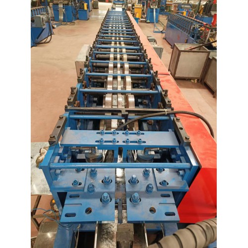 一次成型工具柜殼體生產線