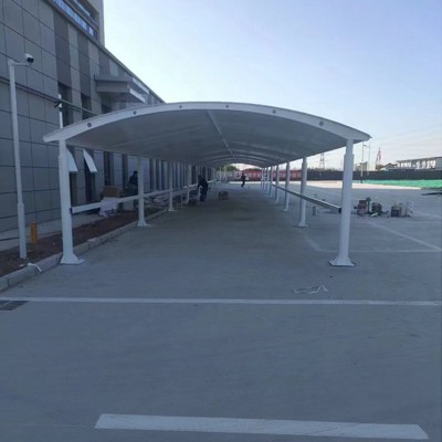 定制單層鋼結構遮陽停車棚 遮陽擋雨 觀景棚現場拼接