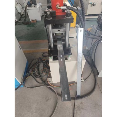 全自動(dòng)21柜GCS柜立柱橫梁生產(chǎn)線