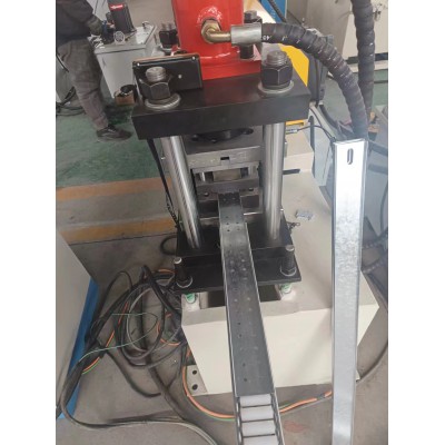 全自動21柜生產線/安裝梁立柱橫梁生產設備