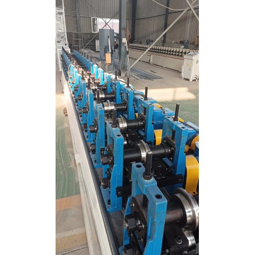 全自動C型材生產線 雙邊安裝梁生產設備