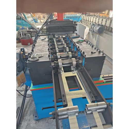 全自動配電柜C型材生產線  設備穩定 高效節能