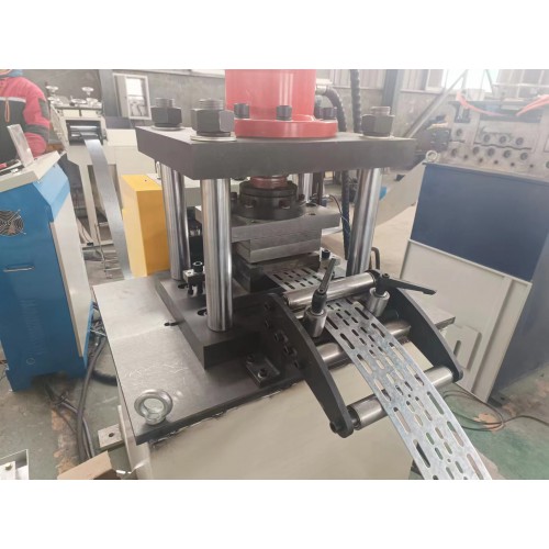 全自動21柜生產線 雙邊安裝梁生產設備