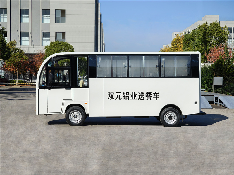 6電動(dòng)四輪車