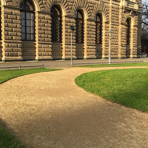 生態素土鋪裝道路